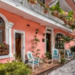 Fachada moderna de um bed & breakfast ao lado de um prédio tradicional de hotelaria, destacando a transformação na indústria hoteleira com "Como r b&b".